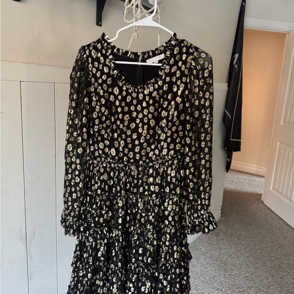 Ivy City Co Black and Gold  Dress
